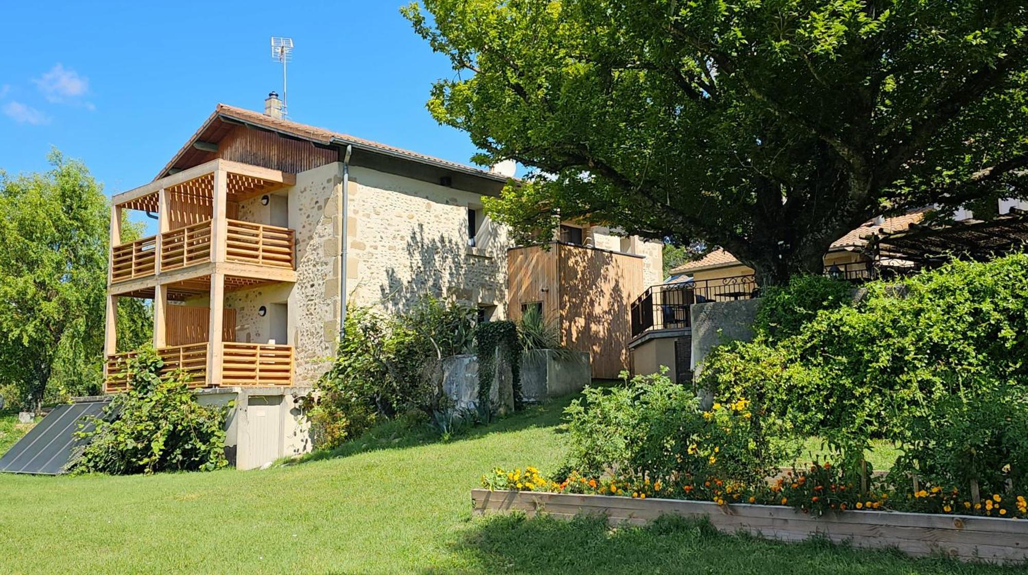 Logis Hotel Les Vieilles Granges Ngoại thất bức ảnh